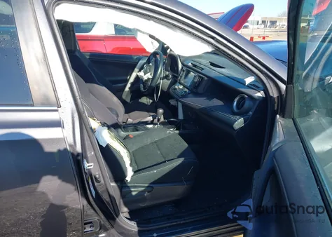 2018 Toyota Rav4 Xle from USA, damaged, VIN 2T3WFREV8JW470257